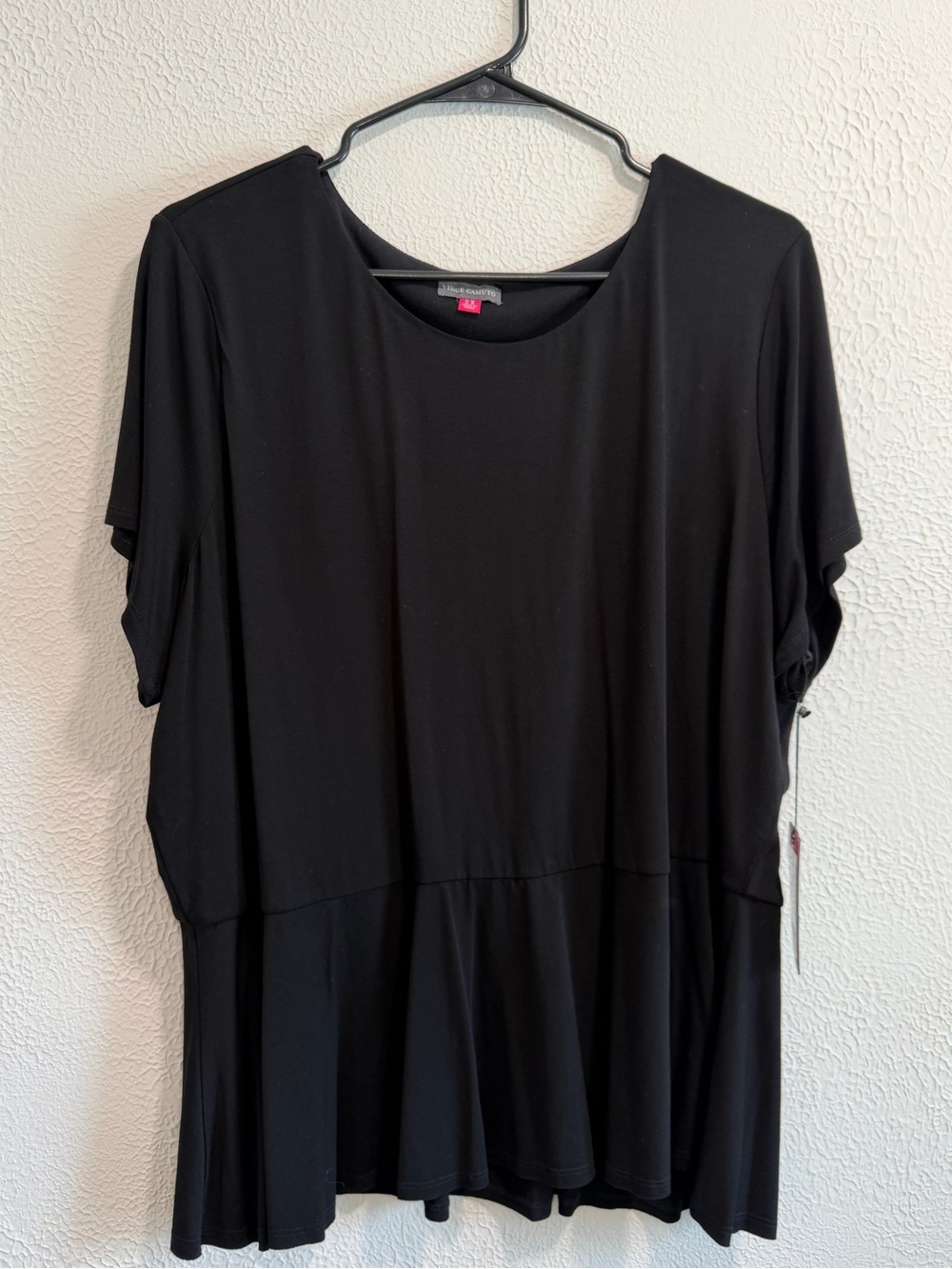 NWT Vince Camuto Women's Plus 2X Black Short Sleeve Peplum Top